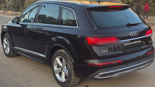 Second-hand 2023 Audi Q7 Technology for sale in Jaipur-8