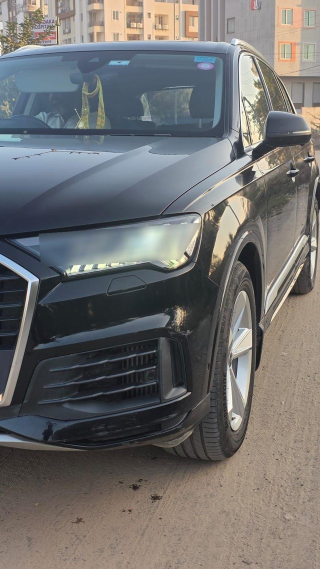 Second-hand 2023 Audi Q7 Technology for sale in Jaipur-4