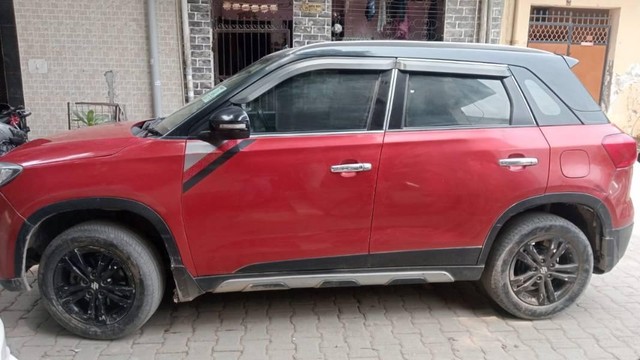 Second-hand 2018 Maruti Vitara Brezza ZDi Plus for sale in Ghaziabad-3