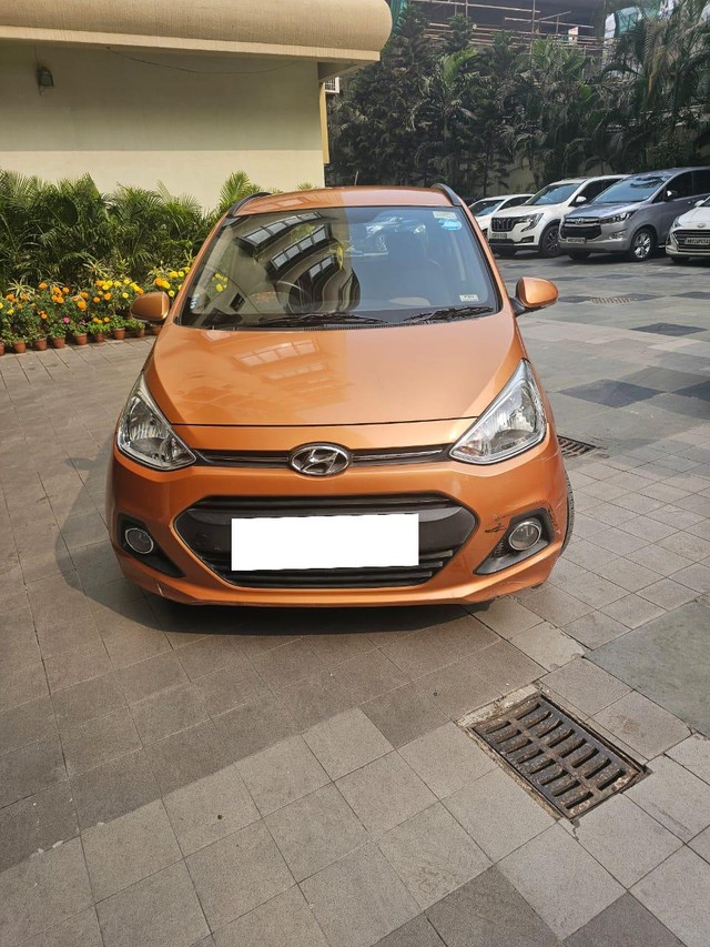 Second-hand 2013 Hyundai i10 Asta for sale in Alipore-4
