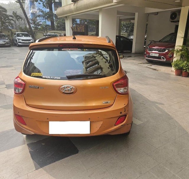 Second-hand 2013 Hyundai i10 Asta for sale in Alipore-2