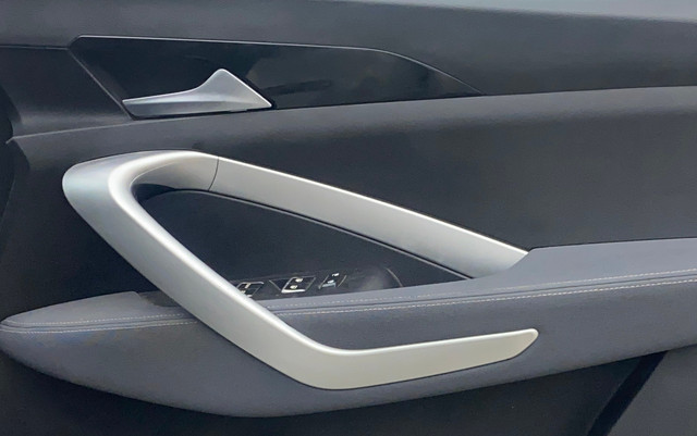 Second-hand 2020 MG Hector Sharp Diesel MT BSIV for sale in Hyderabad-4