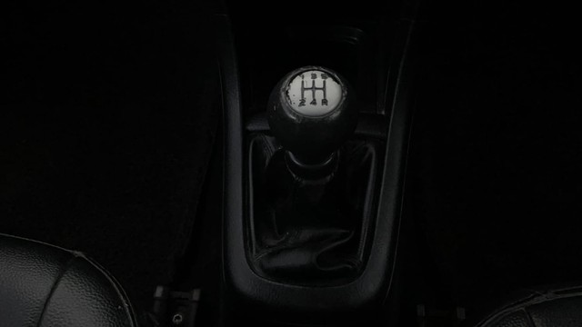 Second-hand 2016 Maruti Swift VXI for sale in Bangalore-12