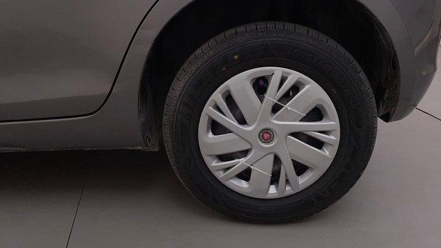 Second-hand 2016 Maruti Swift VXI for sale in Bangalore-19