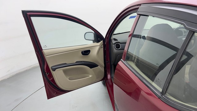 Second-hand 2015 Hyundai i10 Magna 1.1 for sale in Chennai-32