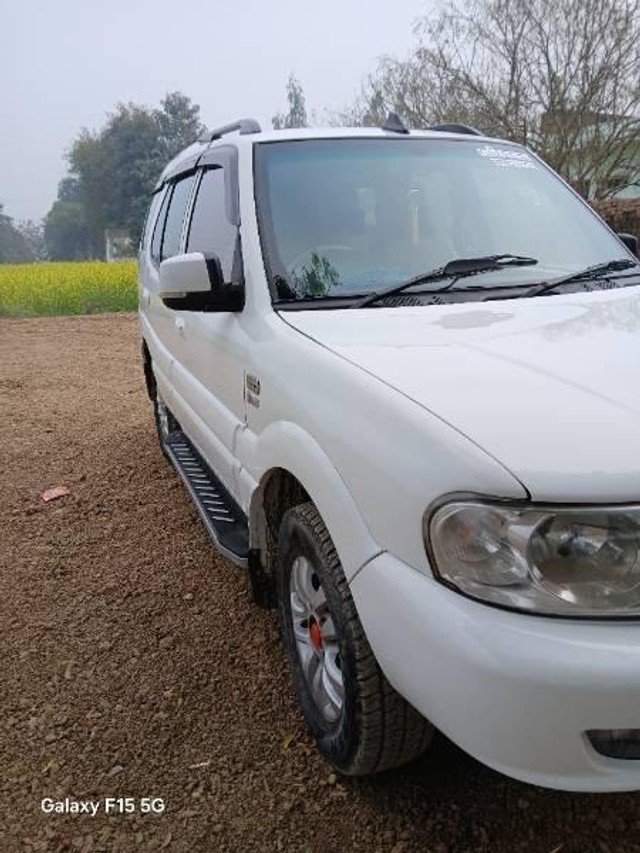 Second-hand 2013 Tata Safari Dicor EX 4X2 for sale in Kaushambi-1