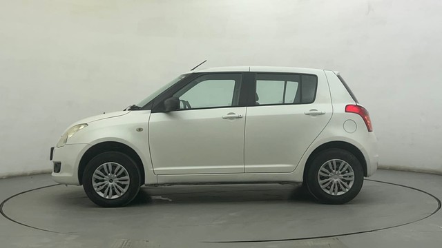 Second-hand 2011 Maruti Swift 1.2 VXI BSIV for sale in Ahmedabad-6