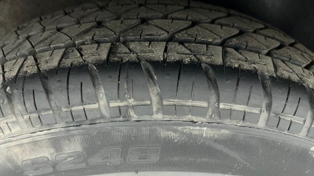 Second-hand 2011 Maruti Swift 1.2 VXI BSIV for sale in Ahmedabad-38