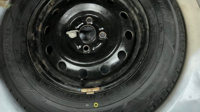 Second-hand 2011 Maruti Swift 1.2 VXI BSIV for sale in Ahmedabad-21