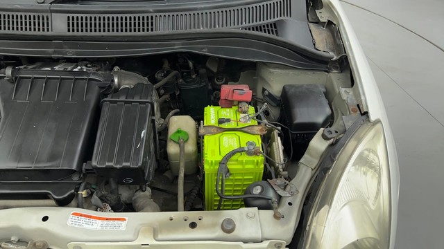 Second-hand 2011 Maruti Swift 1.2 VXI BSIV for sale in Ahmedabad-34