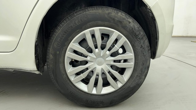 Second-hand 2011 Maruti Swift 1.2 VXI BSIV for sale in Ahmedabad-19