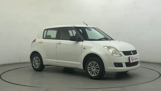 Second-hand 2011 Maruti Swift 1.2 VXI BSIV for sale in Ahmedabad-1