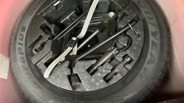 Second-hand 2018 Volkswagen Polo 1.0 MPI Comfortline for sale in Ahmedabad-21