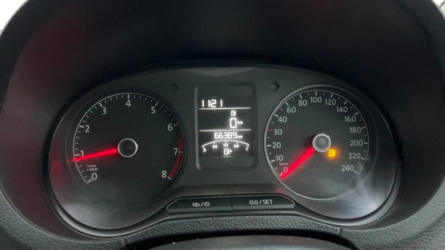 Second-hand 2018 Volkswagen Polo 1.0 MPI Comfortline for sale in Ahmedabad-13