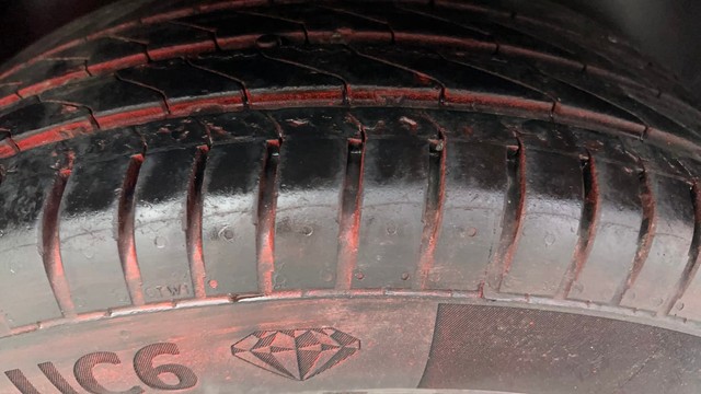 Second-hand 2018 Volkswagen Polo 1.0 MPI Comfortline for sale in Ahmedabad-26