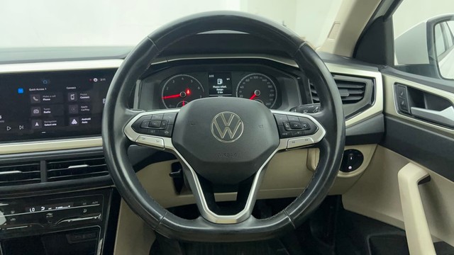Second-hand 2022 Volkswagen Virtus Highline for sale in Ahmedabad-32