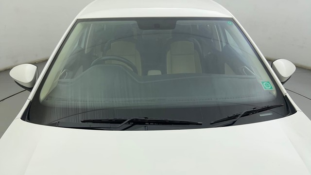 Second-hand 2022 Volkswagen Virtus Highline for sale in Ahmedabad-10