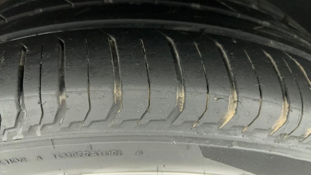 Second-hand 2022 Volkswagen Virtus Highline for sale in Ahmedabad-39