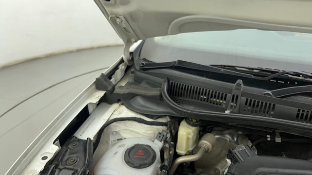 Second-hand 2022 Volkswagen Virtus Highline for sale in Ahmedabad-33