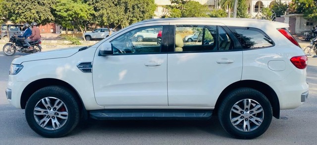 Second-hand 2016 Ford Endeavour 2.2 Trend MT 4X2 for sale in Jaipur-2