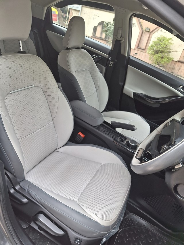 Second-hand 2023 Tata Nexon EV Empowered MR for sale in New Delhi-12