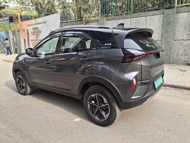 Second-hand 2023 Tata Nexon EV Empowered MR for sale in New Delhi-8