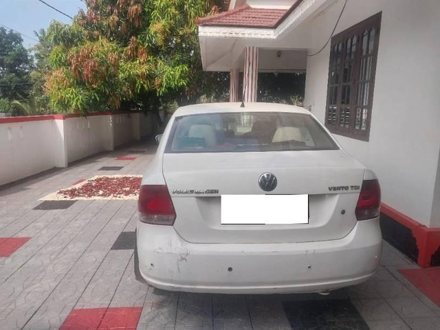 Volkswagen Vento Diesel Breeze Second-hand 2011 Volkswagen Vento Diesel Breeze for sale in Thiruvananthapuram-0