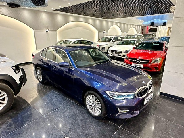 Second-hand 2020 BMW 3 Series 320d Luxury Line for sale in New Delhi-13