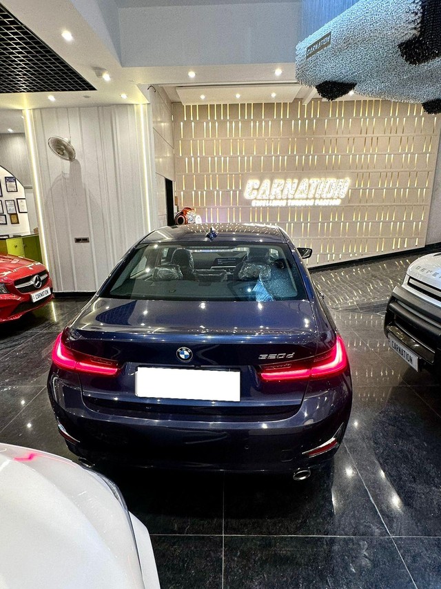 Second-hand 2020 BMW 3 Series 320d Luxury Line for sale in New Delhi-1