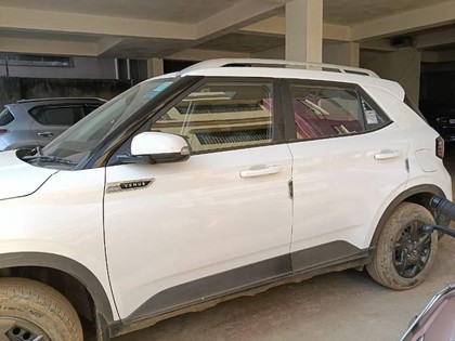 Second-hand 2023 Hyundai Venue SX for sale in Deoghar