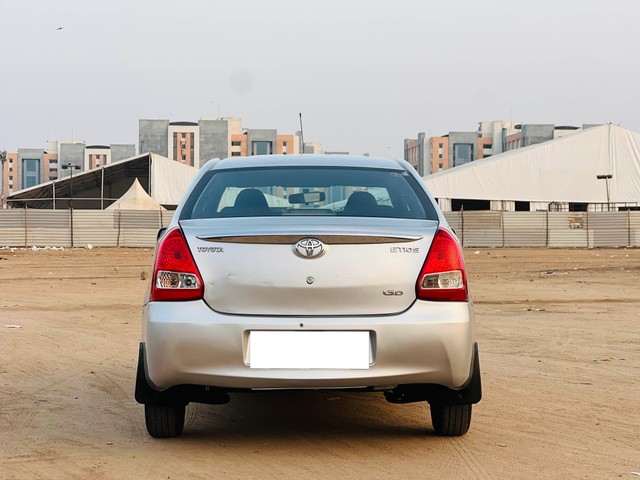 Second-hand 2012 Toyota Etios GD for sale in Ahmedabad-2