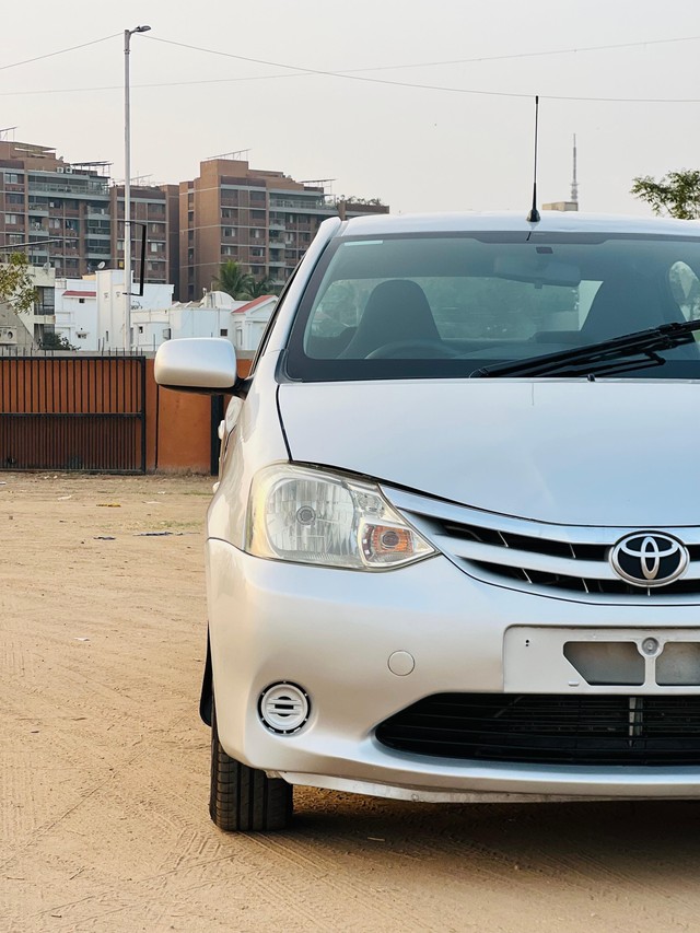 Second-hand 2012 Toyota Etios GD for sale in Ahmedabad-12