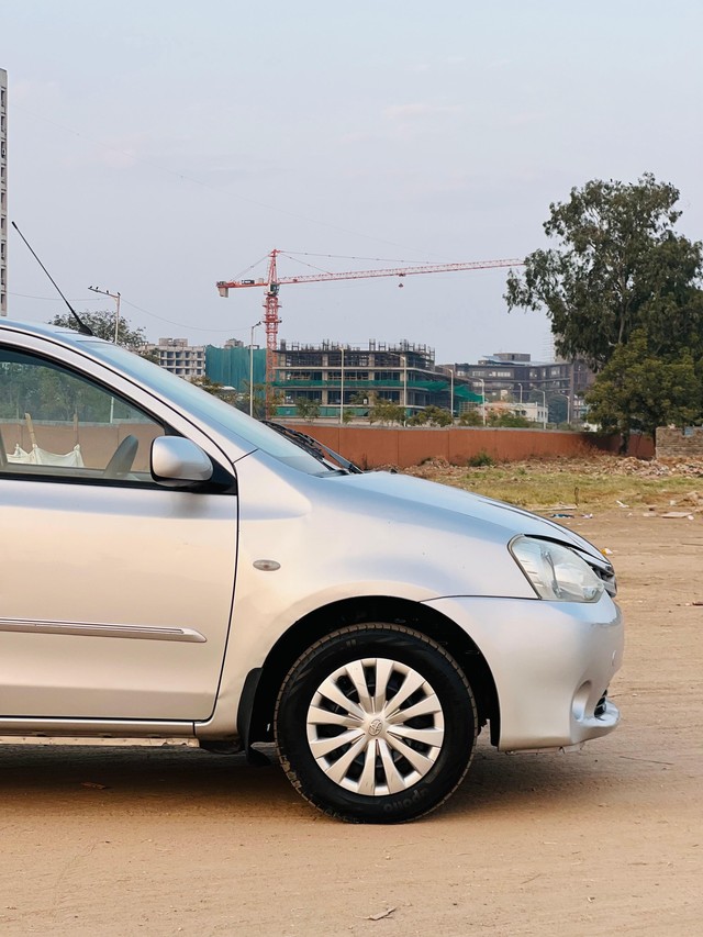 Second-hand 2012 Toyota Etios GD for sale in Ahmedabad-6