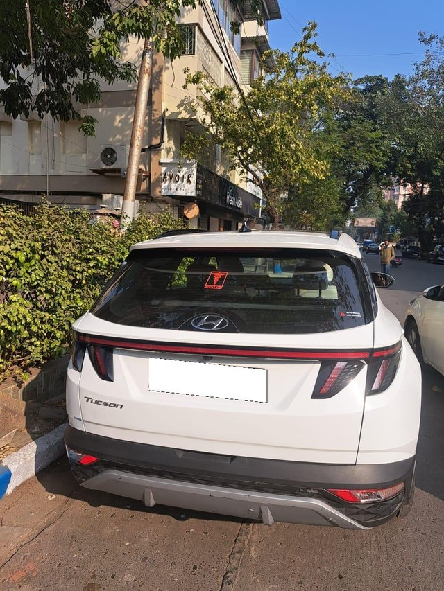 Second-hand 2023 Hyundai Tucson Signature AT for sale in Kolkata-1