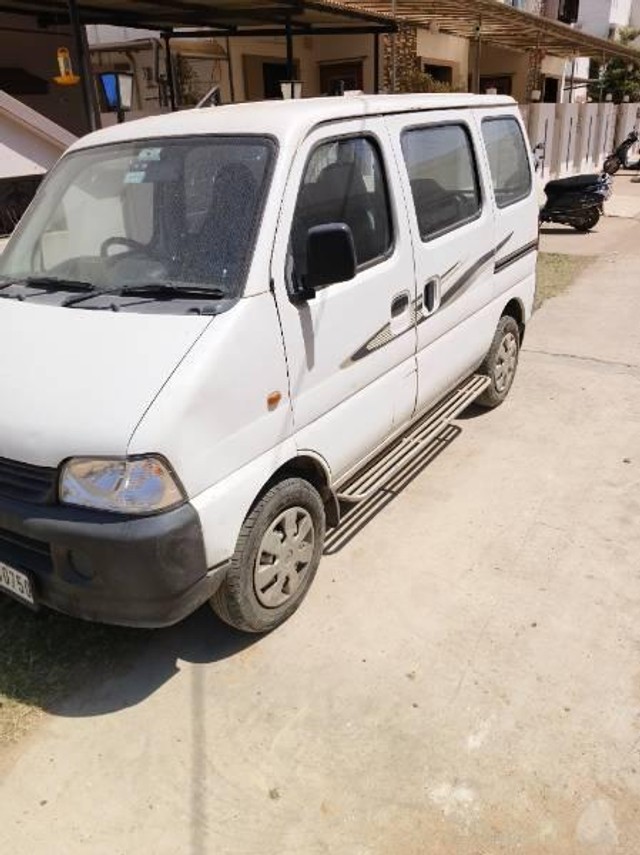 Second-hand 2019 Maruti Eeco 7 Seater Standard BSIV for sale in Bhuj-1