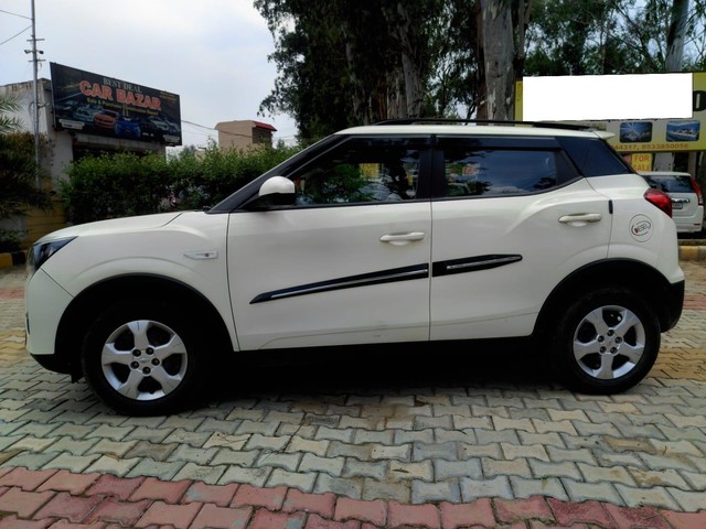Second-hand 2022 Mahindra XUV300 W6 Diesel Sunroof BSVI for sale in Bijnor-7