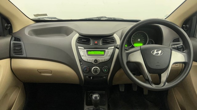 Second-hand 2016 Hyundai EON Magna for sale in Pune-11