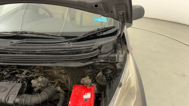 Second-hand 2016 Hyundai EON Magna for sale in Pune-37