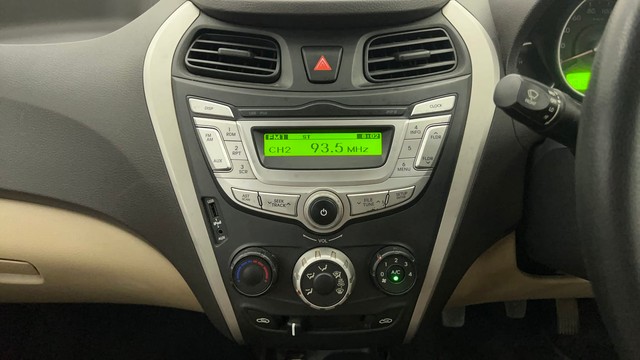 Second-hand 2016 Hyundai EON Magna for sale in Pune-35