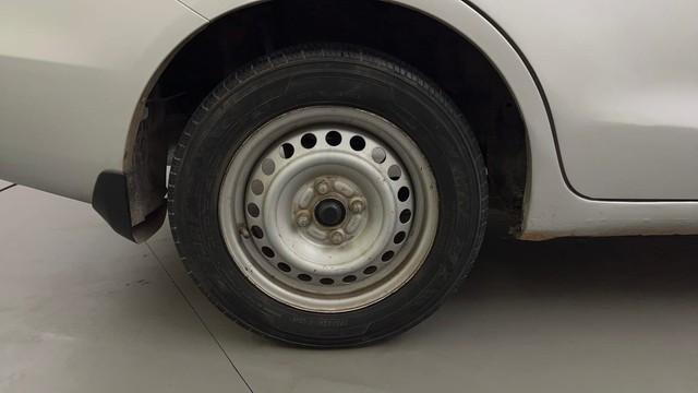 Second-hand 2014 Honda Amaze 2nd Gen E for sale in Mysore-18