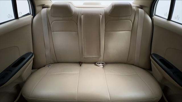 Second-hand 2014 Honda Amaze 2nd Gen E for sale in Mysore-28