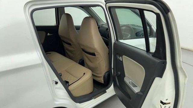 Second-hand 2015 Maruti Alto K10 VXI for sale in Ahmedabad-27