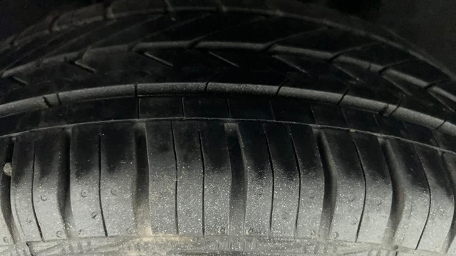 Second-hand 2016 Maruti Baleno Delta Diesel for sale in Ahmedabad-23