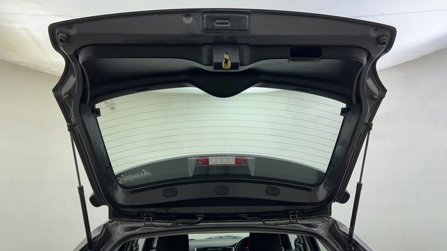 Second-hand 2016 Maruti Baleno Delta Diesel for sale in Ahmedabad-30