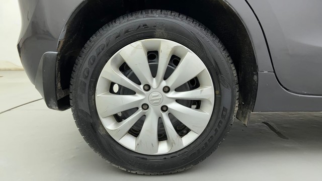 Second-hand 2016 Maruti Baleno Delta Diesel for sale in Ahmedabad-18