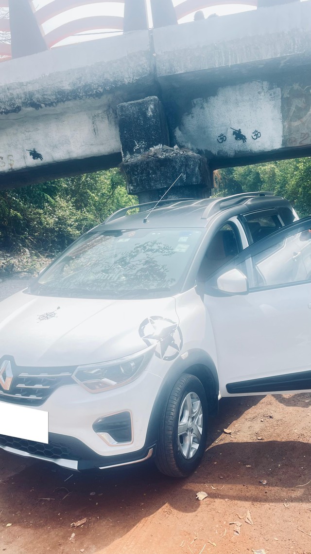 Second-hand 2020 Renault Triber RXZ BSIV for sale in Kannur-5