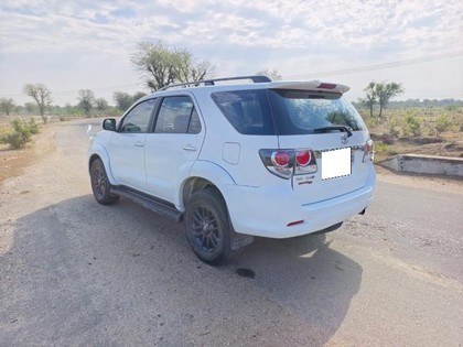 Second-hand 2015 Toyota Fortuner 4x4 MT for sale in Ajmer
