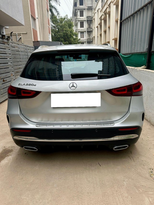 Second-hand 2022 Mercedes-Benz GLA 220d 4M BSVI for sale in Chennai-2