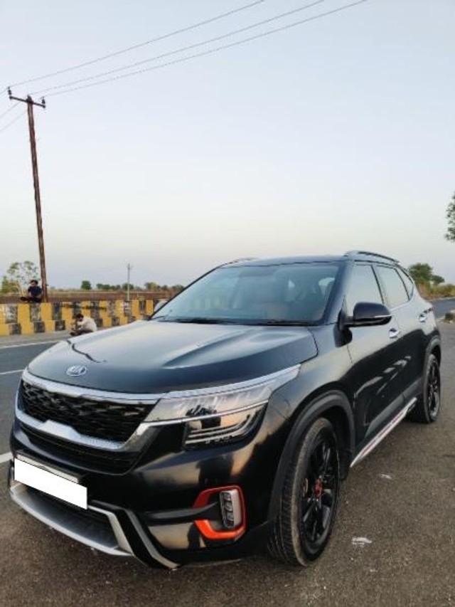 Second-hand 2020 Kia Seltos HTX Diesel for sale in Porbandar-2