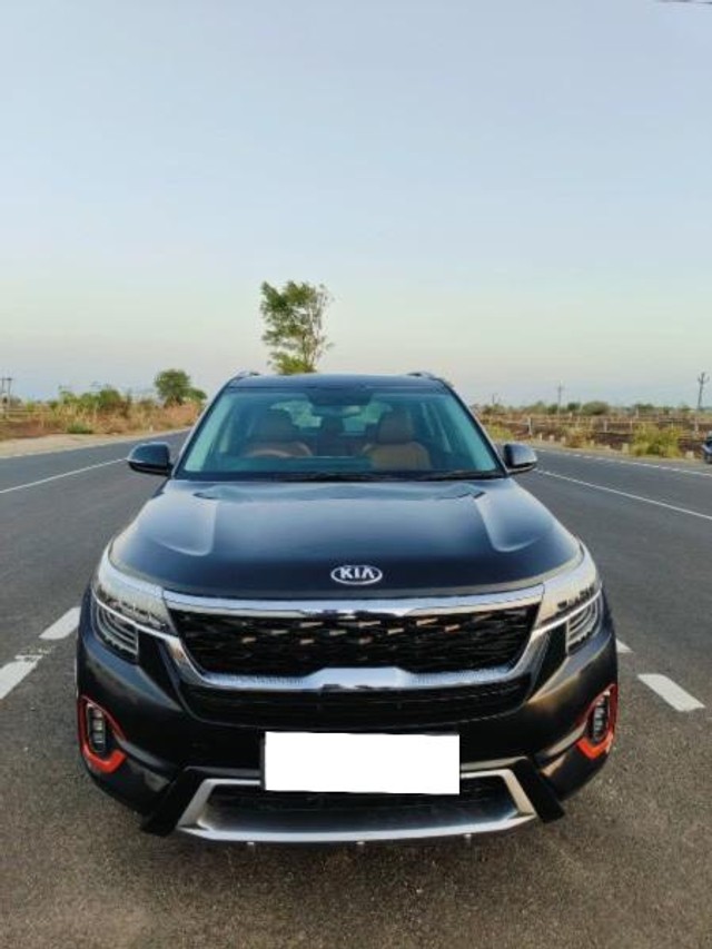 Second-hand 2020 Kia Seltos HTX Diesel for sale in Porbandar-3